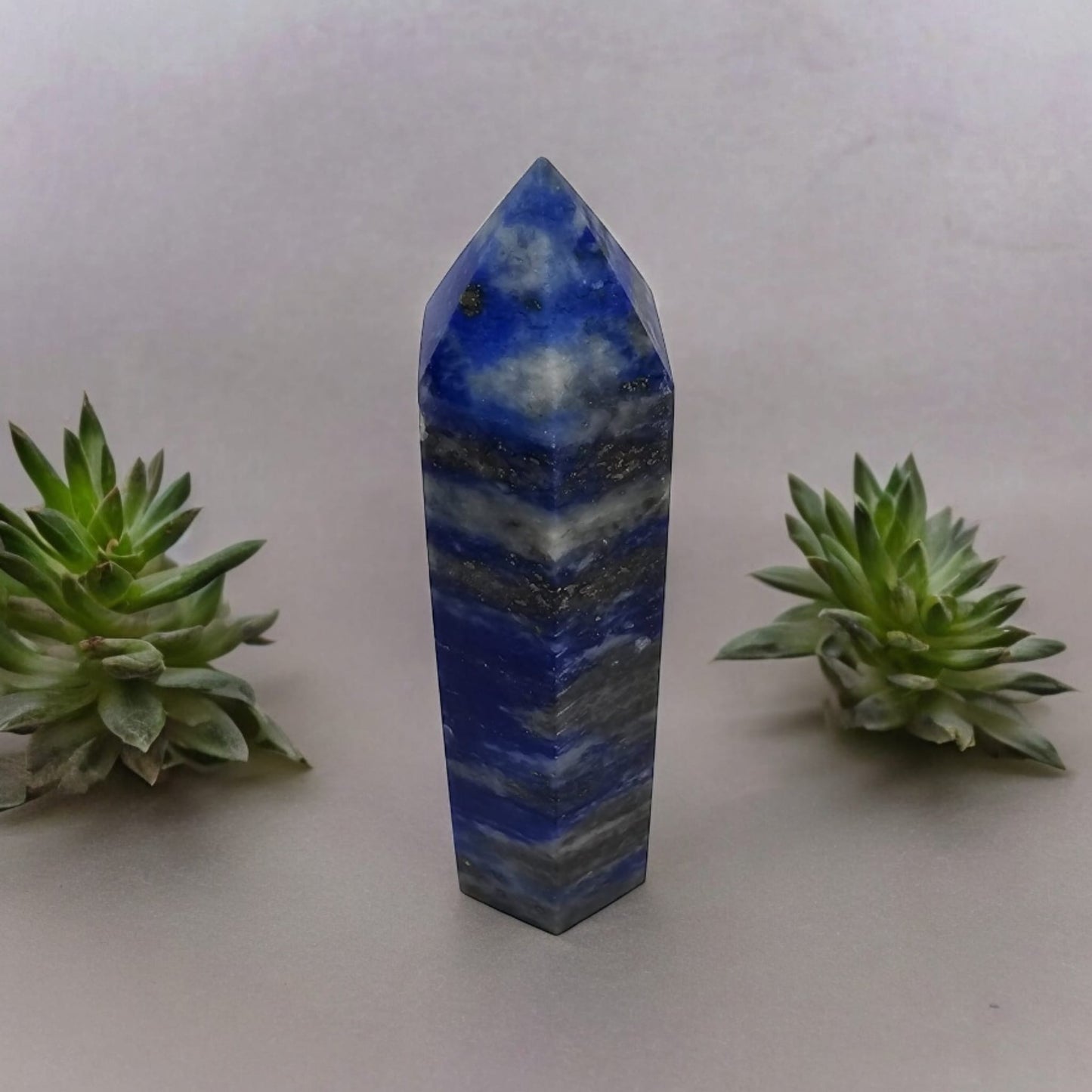 Natural Crystal Pyramid: Healing Gemstone with Six-Faceted Points